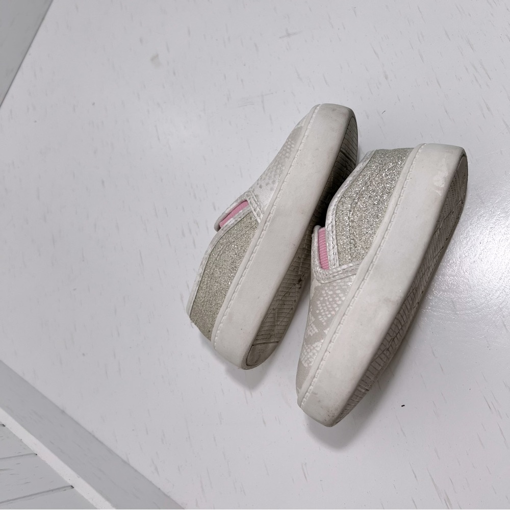 CARTER'S NETTI SLIP-ON SNEAKER - KIDS - Picture 6 of 11